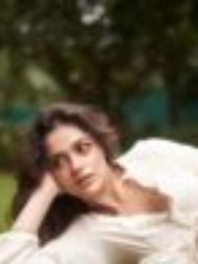Saiyaara Fame; who is Aneet Padda