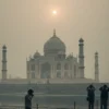 क्या Taj की चमक खो रही है? Agra की हवा का कड़वा सच | Analysis by Josforup